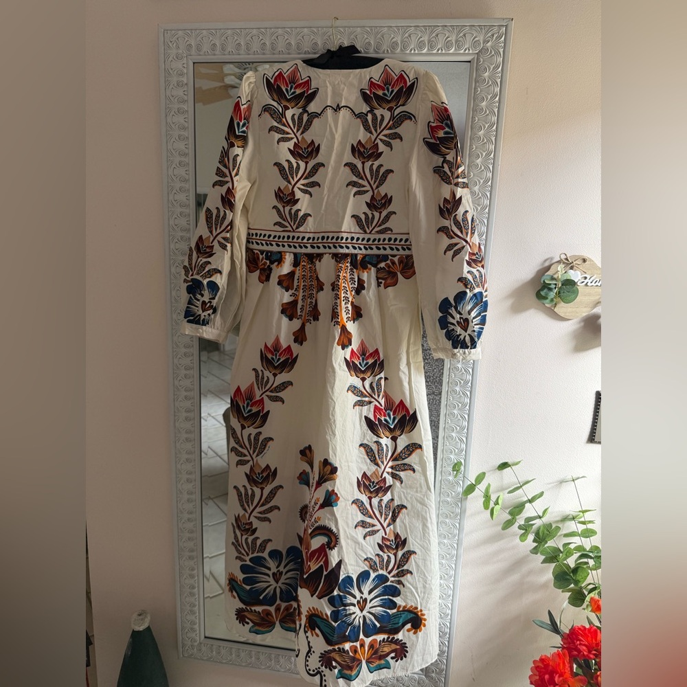 FARM Rio White Midi Dress with Blue and Red Floral Design NWOT - Picture 2 of 5